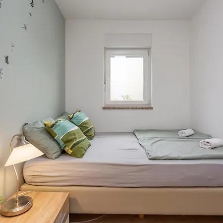 아파트 2 Bedroom Gorgeous In