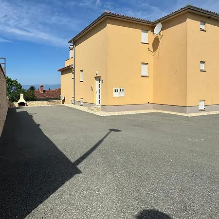 Lejlighed 2 Bedroom Gorgeous In *