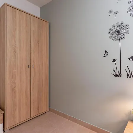 2 Bedroom Gorgeous In * Omisalj